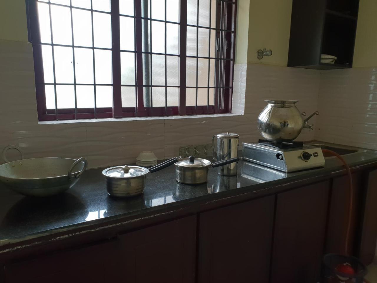 Sp Plaza Service Apartment Тривандрум Экстерьер фото